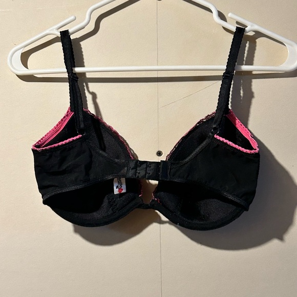 🌸 Early 2000‘s Black Bra with Pink Hearts - Picture 5 of 5